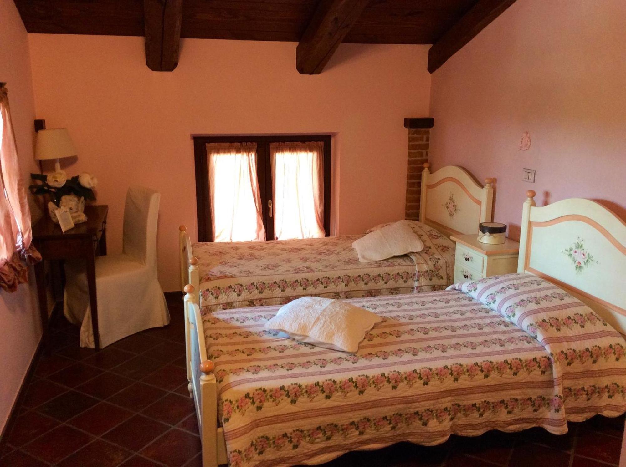 Agriturismo Sarmore Salmore Phòng bức ảnh